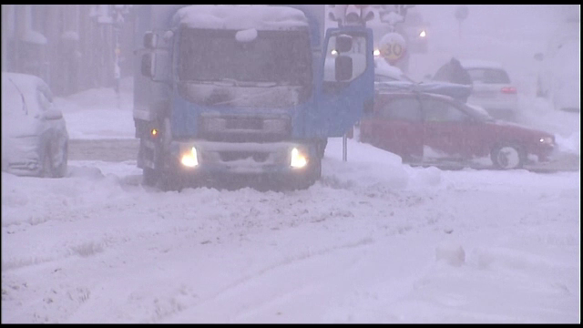 Capitala Suediei, paralizata de ninsori extreme. Stratul de zapada a ajuns la 39 de centimetri, un record in aceasta perioada
