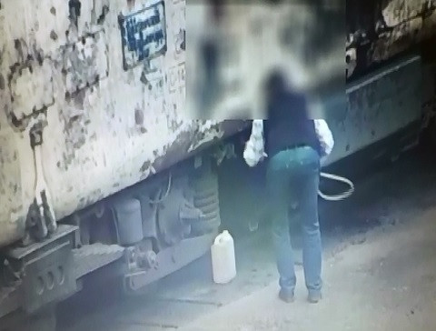 60 de angajati ai CFR Targu Mures, audiati intr-un dosar de furt de motorina. Cum goleau rezervoarele locomotivelor