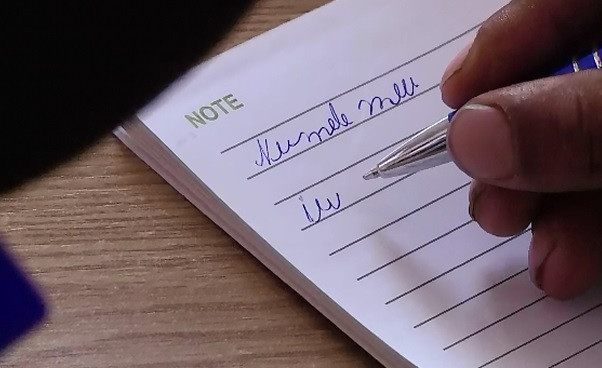 Elev olimpic: Părinții își lasă copiii să se distreze pe pășunile Internetului, și riscă să devină analfabeți funcțional