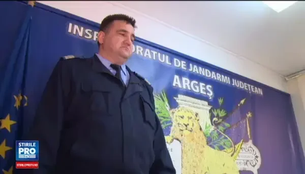 Jandarmul devenit erou la Pitesti, dupa ce a salvat mai multe persoane, a vorbit despre gestul sau