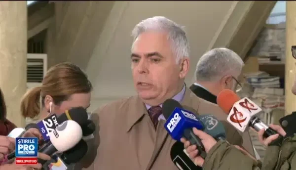Fostul ministru de externe Adrian Severin afla azi daca ajunge dupa gratii. Ce s-a intamplat pana acum e o farsa judiciara