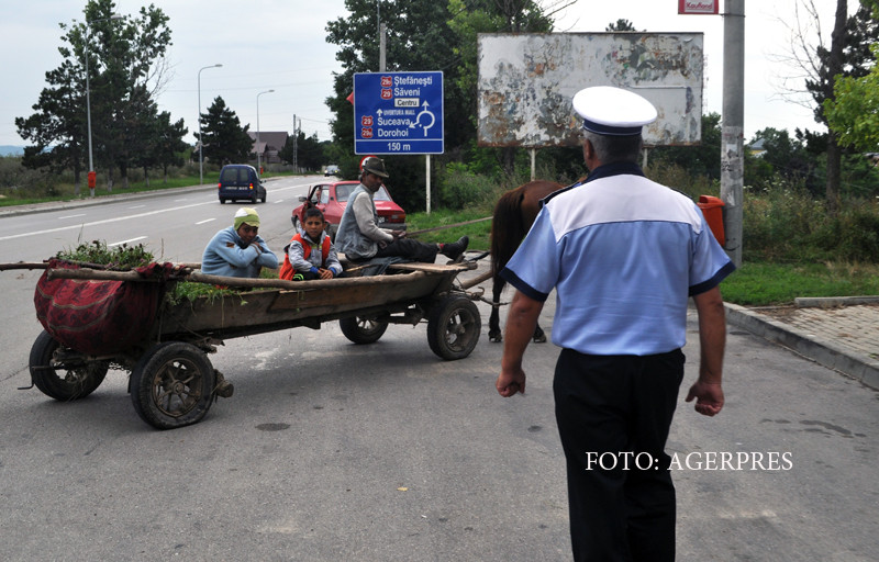 Un barbat care si-a ucis mama a evadat din spital, in judetul Buzau. Politia l-a dat in urmarire nationala