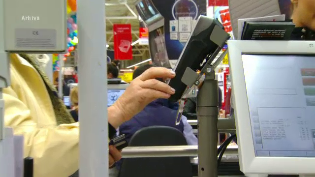 De la 1 ianuarie vom putea plati cu cardul in toate magazinele din Romania. Cum va functiona sistemul "cash back"