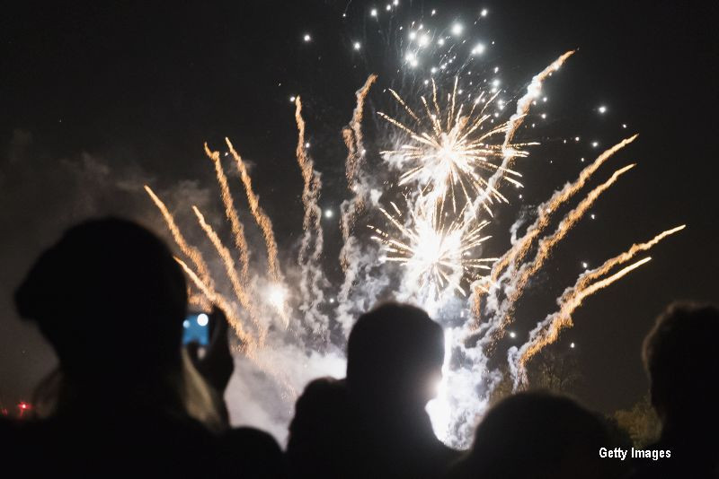 Clipe de cosmar pentru un tanar din Marea Britanie. Ce s-a intamplat cu el dupa ce artificiile i-au explodat in fata. VIDEO