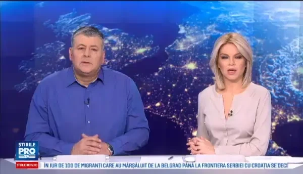 Accident filmat cu camera de bord, in Targu Frumos. Un sofer ocupat cu mobilul a spulberat o alta masina din trafic