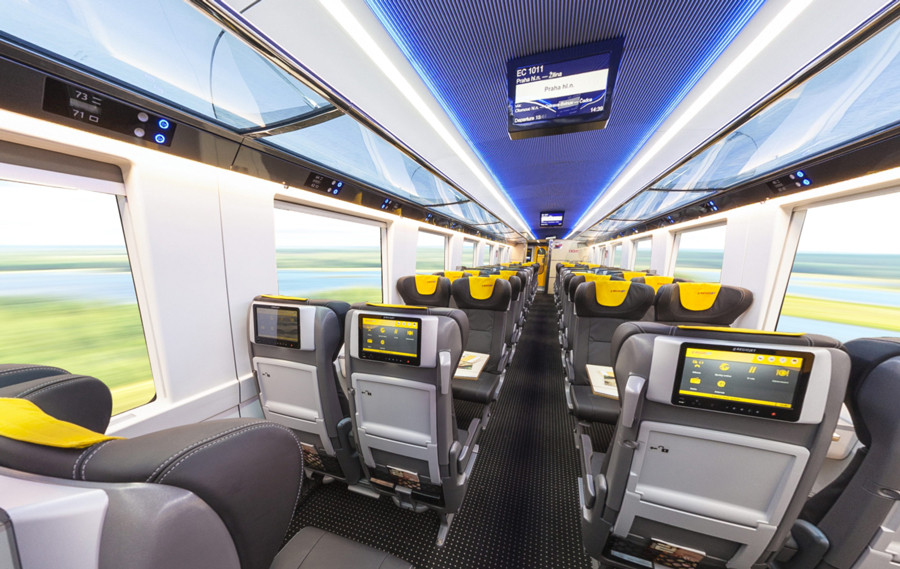 Vagoane de tren de lux, facute in Romania, dar vandute la export. Merg cu 200 km/h si costa un milion de euro bucata