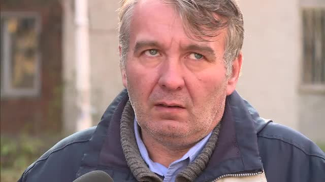 Boala lor poate fi vindecata, insa autoritatile romane le-au taiat accesul la tratament. Mesaj cinic: "Aveti putina rabdare"