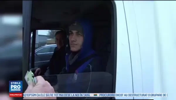 Un barbat care si-a ucis mama a evadat din spital, in judetul Buzau. Politia l-a dat in urmarire nationala