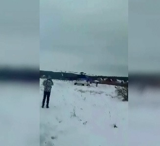 Cautarile celor doi frati disparuti inca de sambata in Muntii Fagaras continua si joi. Un elicopter MAI survoleaza masivul