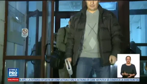 Sapte retineri in dosarul falsilor revolutionari. Ce beneficii au primit persoane care, de fapt, au vazut Revolutia la TV