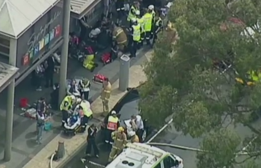 Explozie intr-o banca din Melbourne. 27 de raniti dupa ce un tanar a provocat deflagratia