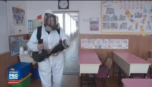 O profesoara din Galati a declansat un focar de tuberculoza la scoala, iar 360 de elevi vor fi testati. Ce au decis parintii