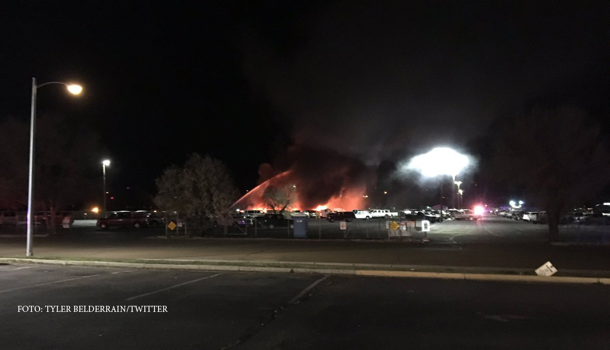 Un avion s-a prabusit in parcarea unui cazinou din Statele Unite. Ce transporta aeronava. VIDEO