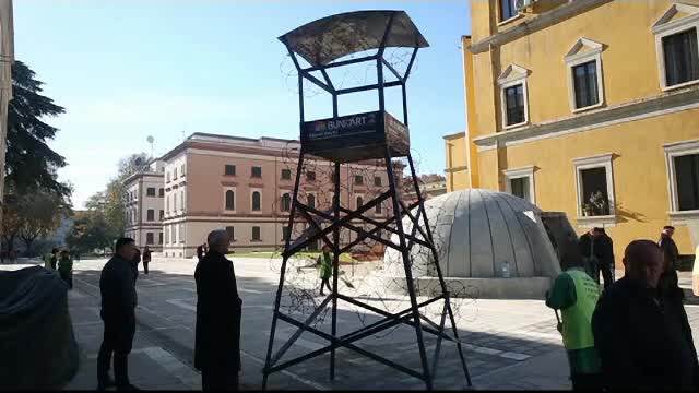 Buncarul anti-nuclear care a fost transformat in muzeu si poate fi vizitat de oricine. Cum arata in interior