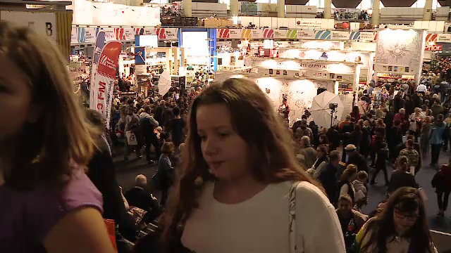 Targul de Carte Gaudeamus s-a incheiat duminica, cu peste 100.000 de vizitatori. Care au fost "vedetele" fiecarei edituri