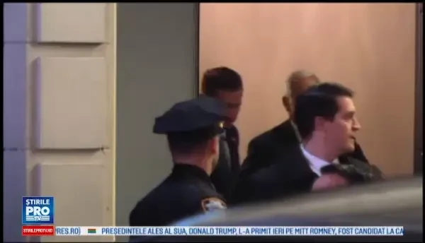 Viitorul vicepresedinte al SUA, huiduit la un spectacol pe Broadway. Trump vrea sa ii fie prezentate scuze