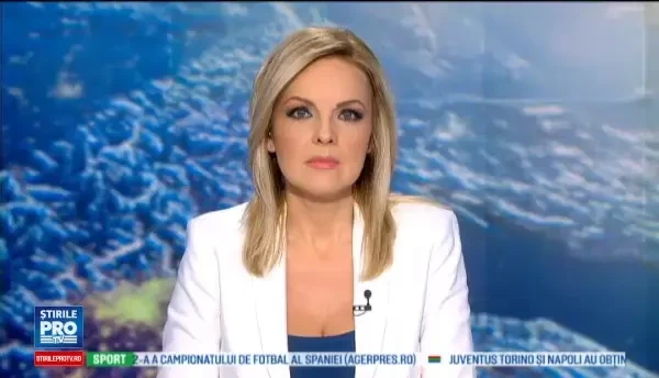 Inspector de la registrul auto din Argentina, plimbat pe capota sute de metri. Incidentul a fost filmat