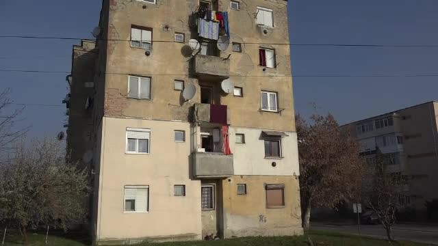 Explozie puternica intr-un bloc din Alba. Totul s-a intamplat dupa ce un locatar a aprins un bat de chibrit