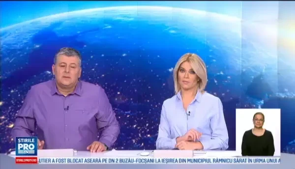 Fenomen bizar petrecut in Moreni: ce a aparut pe cer, in toiul noptii. Un tanar a filmat totul cu telefonul mobil