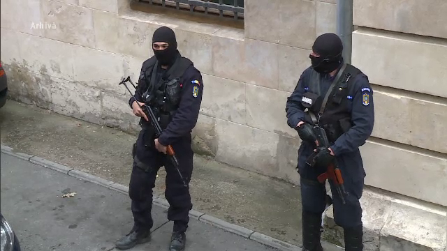 Un italian care a fost dat in urmarie internationala, prins intr-o comuna din Dolj. Ce acuzatii i s-au adus suspectului