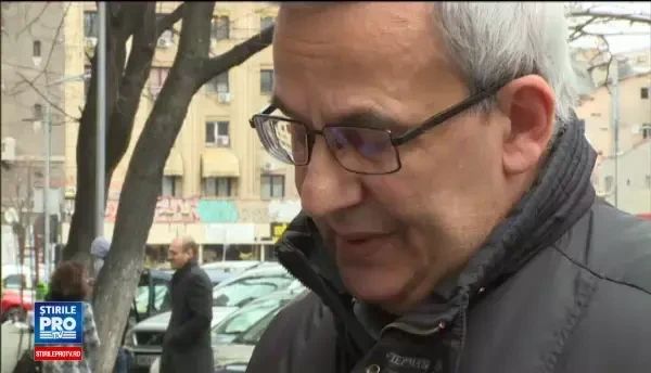 Au trecut 9 ani si nu-mi revin. Tatal Ralucai Stroescu l-a dat in judecata pe medicul care i-a consultat fata in ziua mortii