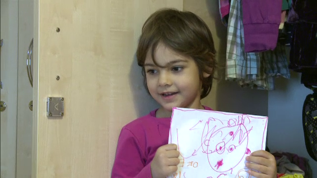 De ce au de fapt nevoie copiii si batranii din centre. "Mosului i-ai scris? Nu, i-am scris lui tati sa mai vina pe la mine"