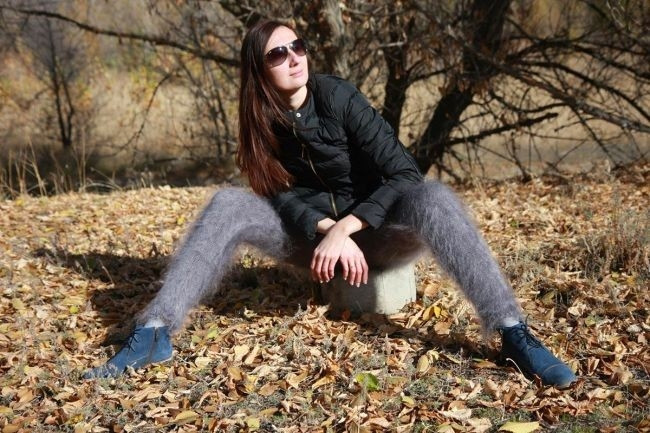 Frigul din Rusia a nascut o noua moda: colantii pufosi. Cat costa si de unde pot fi cumparati. FOTO