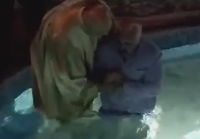 Sile Camataru a fost botezat in piscina casei sale. Asociatia in care a intrat interlopul aflat sub control judiciar