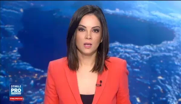 O camera de supraveghere a surprins momentul in care un smartphone explodeaza in mana unui barbat. VIDEO