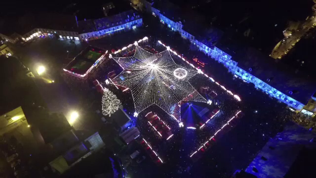 In Sibiu pluteste deja in aer atmosfera de iarna. Cat costa un city break de trei zile, cu cazare si mic dejun