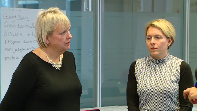 Sfaturile primite de doctorii din Romania de la profesori englezi veniti sa ii invete cum sa comunice cu pacientii