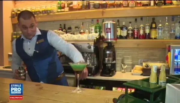 Plimbari cu elicopterul si majordom in camera, in vacanta de 1 Decembrie, la Sinaia. Cat costa rasfatul de 5 stele