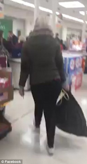 Cum s-a razbunat o femeie pe iubitul ei, dupa ce a descoperit ca o insela de 2 ani. VIDEO