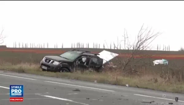 Accident grav pe DN2. Un om a murit si alti 4 au fost raniti dupa ce o masina a intrat pe contrasens