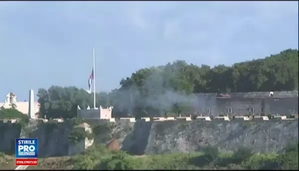 O saptamana de comemorari pentru Fidel Castro, in Cuba. Mare adunare populara la Havana, marti