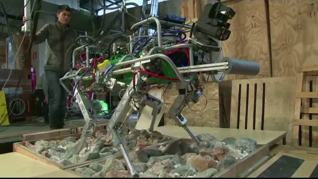Cercetatorii au creat robotul salvator in caz de cutremure. Ce poate face masinaria dupa un seism major