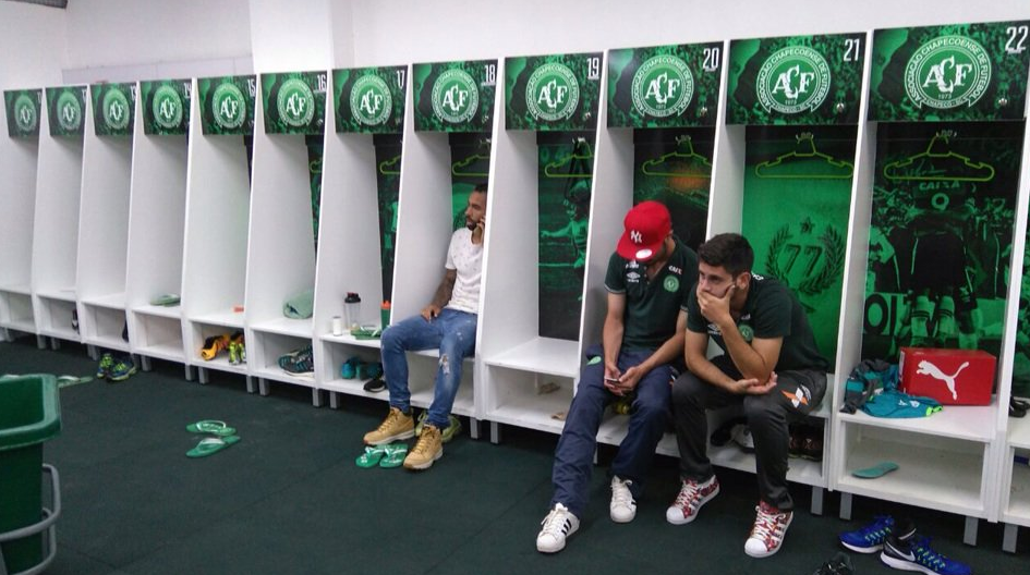 S-a nascut a doua oara chiar de ziua lui. Portarul echipei braziliene Chapecoense nu se afla in avionul prabusit pentru ca fusese invoit