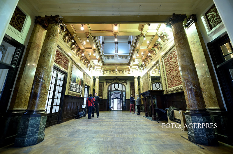 Un palat din Bucuresti vechi de peste 100 de ani, scos la vanzare de o agentie imobiliara. Suma uriasa ceruta de proprietari