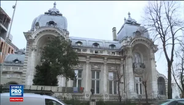 Un palat din Bucuresti vechi de peste 100 de ani, scos la vanzare de o agentie imobiliara. Suma uriasa ceruta de proprietari