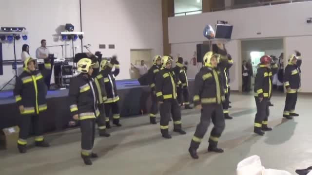 Interventie mai putin obisnuita a unor pompieri din Ungaria. Momentul special pentru care s-au pregatit saptamani intregi