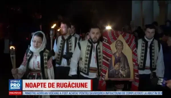 100 de studenti din Galati au participat la Pelerinajul Luminii ce simbolizeaza trecerea Apostolului Andrei prin Romania