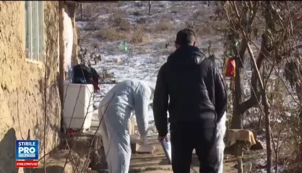 Trei copii au ramas fara mama, dupa ce tatal lor a injunghiat-o mortal. Fata de 6 ani a spus ca mama e plina de sange