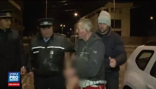 Un barbat a incercat sa se sinucida incendiind casa in care se aflau si cei 3 copii ai lui. A fost impuscat in picior