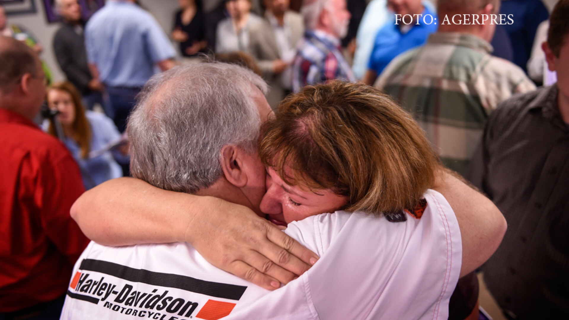 Premiu urias castigat la loto de un grup de muncitori din Statele Unite. Oamenii au plans de bucurie cand au vazut suma