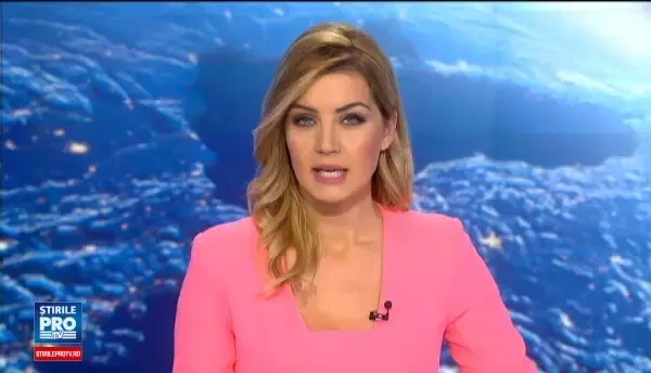 Vremea rea a creat probleme in vestul tarii. Drumul care duce spre Muntele Mic a fost inchis din cauza viscolului puternic