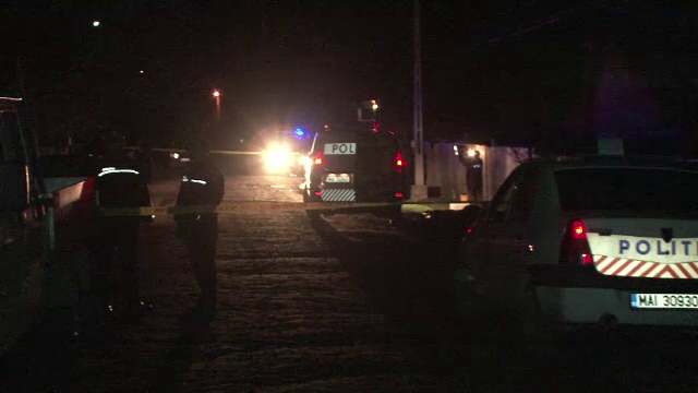 Un tanar de 28 de ani a impuscat mortal doi barbati care i-au cerut sa isi mute masina. "Am vazut ca se trage la deal"