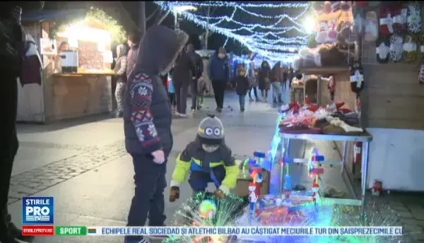 Targul dedicat Craciunului din Parcul Alexandru-Ioan Cuza din Capitala i-a fascinat pe copii. De ce surprize au avut parte