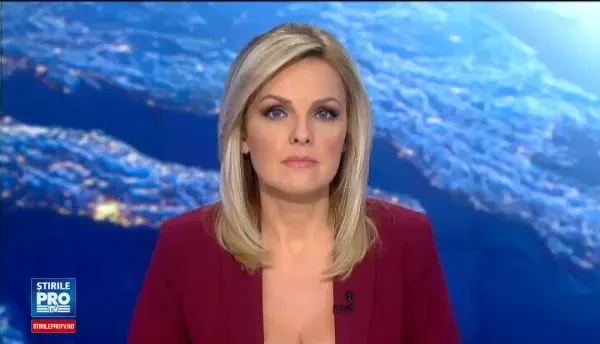 Incendiu puternic la o pensiune plina de turisti din Caras-Severin. Nu au existat victime, insa cladirea a fost grav avariata