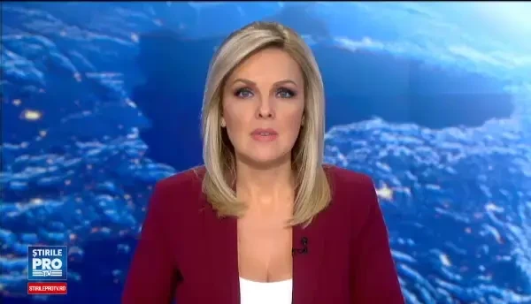 Peste 400 de oameni sunt asteptati la palatul regelui romilor, Dorin Cioaba, pentru a sarbatori Craciunul. Avem jamboane