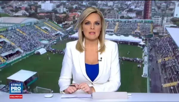 Zeci de mii de suporteri ai Chapecoense si-au luat ramas bun de la fotbalistii morti in Columbia. Mesajul transmis de Neymar